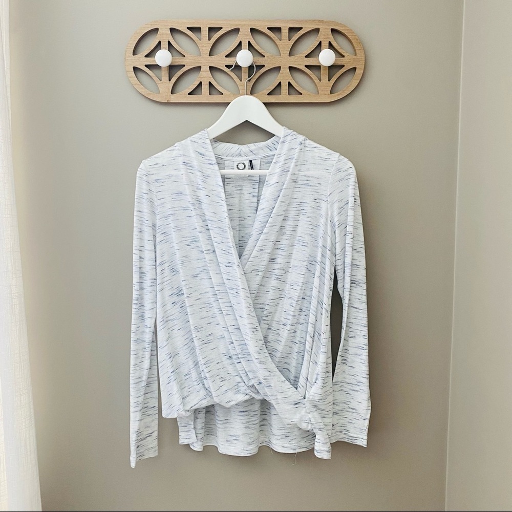 Akem + Kin by Anthro. Wrap Long Sleeve Top Gray Sz XXS